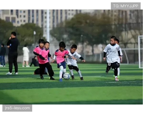 里奥青训体系再创辉煌，引领未来足球明星培养新潮流