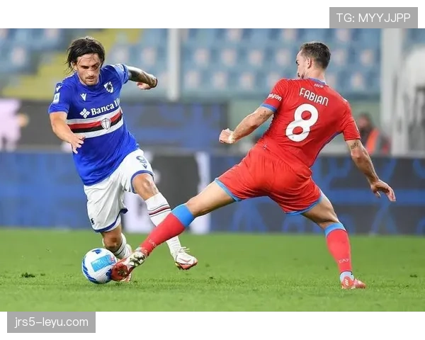 欧协联决赛经典对决回顾：近年赛事精彩瞬间与战术亮点