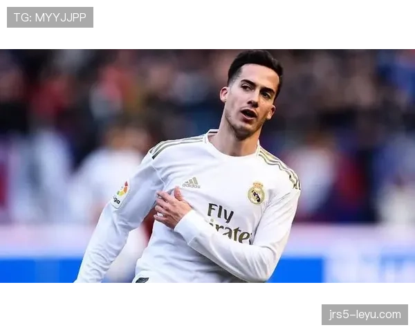 皇马队友如何支撑维尼修斯的战术角色？