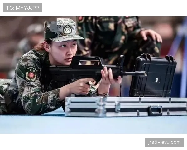 李冰洁训练像军人，周末像富二代——她的消费单把我看懵了